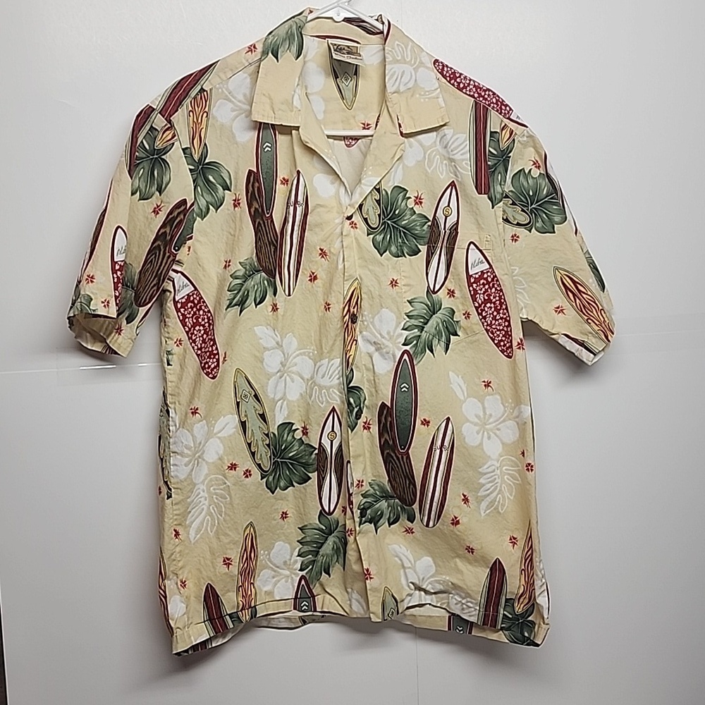 Winnie fashion vintage made in Hawaii sz L surfboard Hawaiian shirt